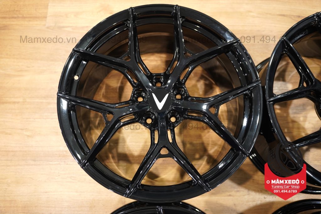 mam-xe-vinfast-lux-sa-vossen-custom-forged-cnc-20-inch